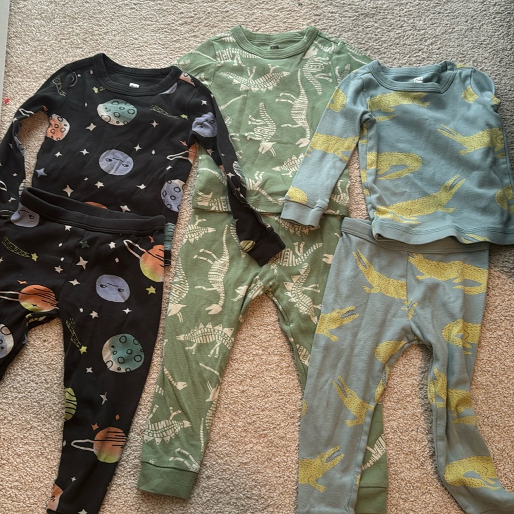 Lot of 3 pairs of pajamas Tea Collection